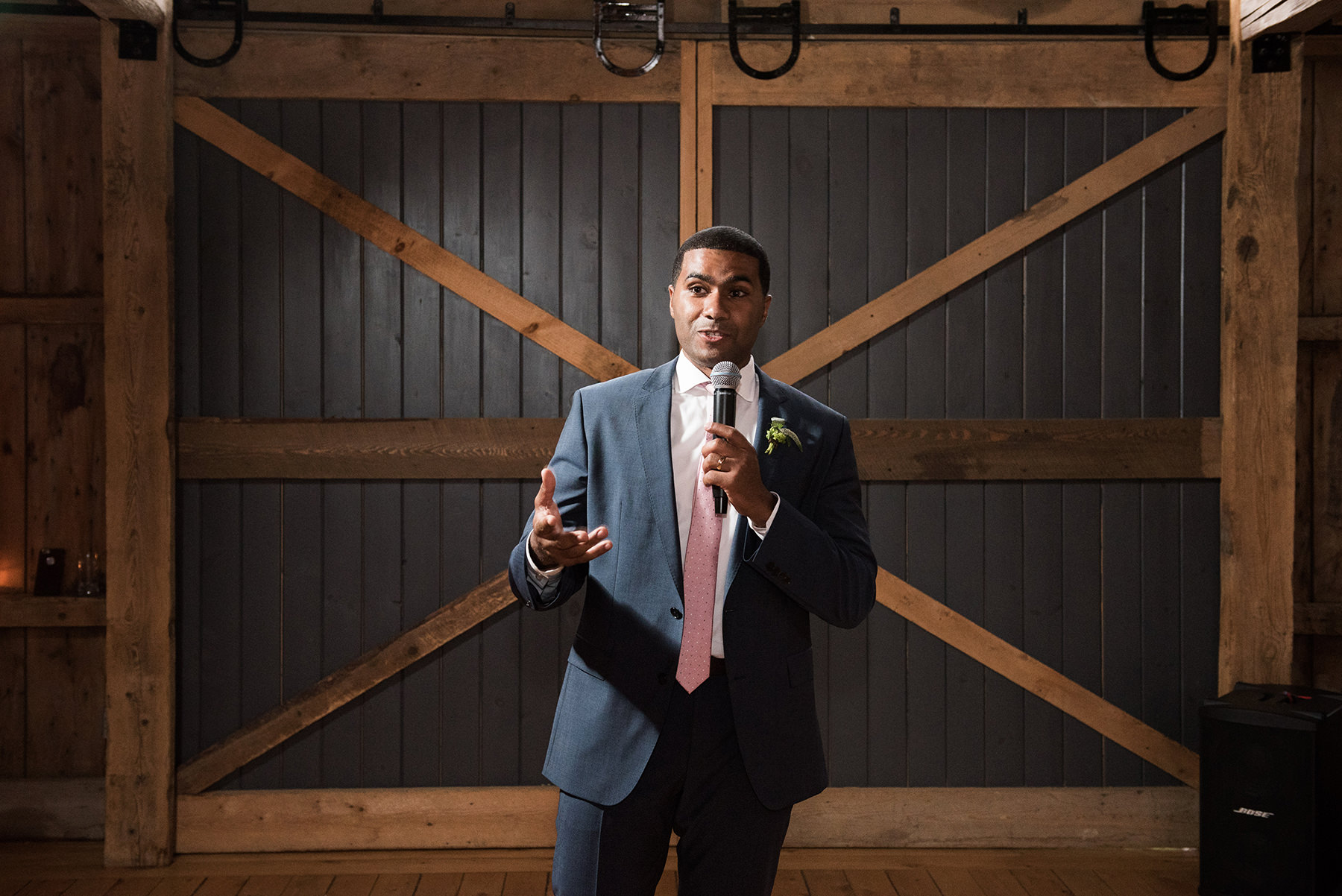 A Maine Barn Wedding at Flanagan Farm by Peter Greeno Photography