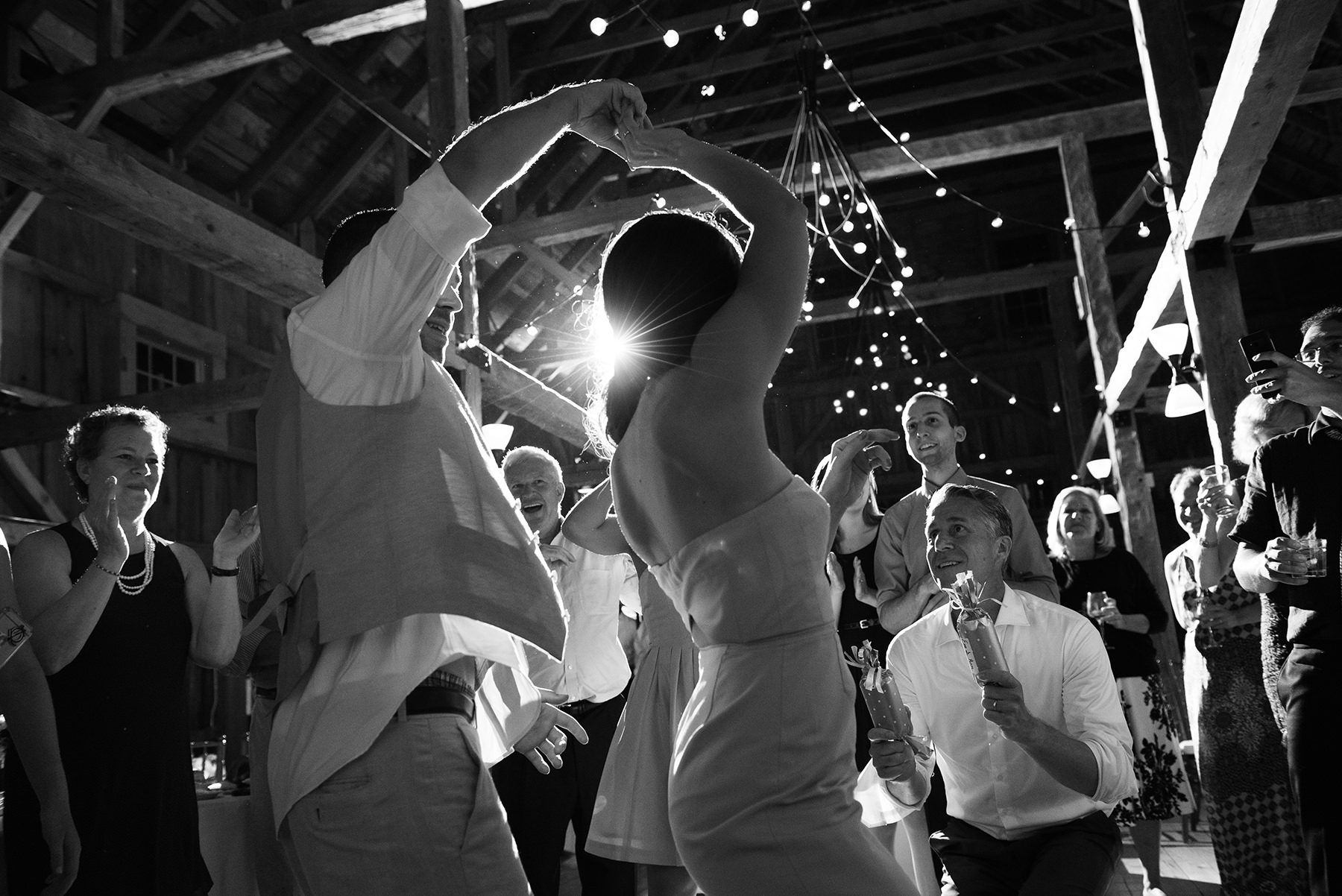 A Maine Barn Wedding at Flanagan Farm by Peter Greeno Photography