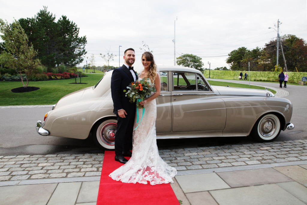 A Maine Wedding at the Cliff House in Cape Neddick, Maine