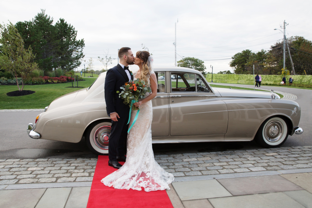 A Maine Wedding at the Cliff House in Cape Neddick, Maine