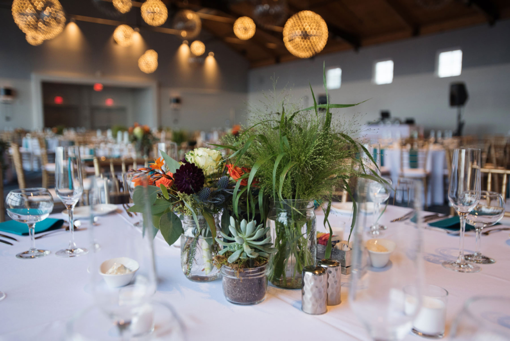 A Maine Wedding at the Cliff House in Cape Neddick, Maine