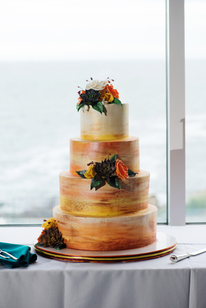 A Maine Wedding at the Cliff House in Cape Neddick, Maine